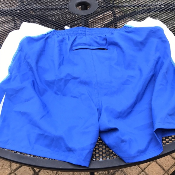 Brand New UA workout shorts - Picture 5 of 6